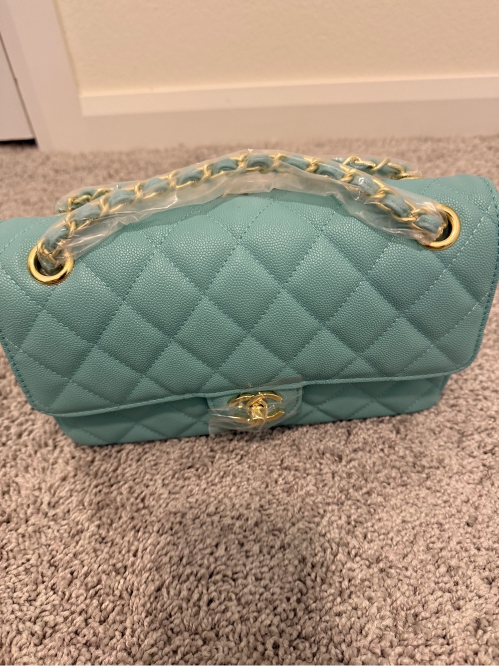 INSPIRED Quilted Teal Chain-Handle Shoulder Bag w/gold hardware..caviar leather